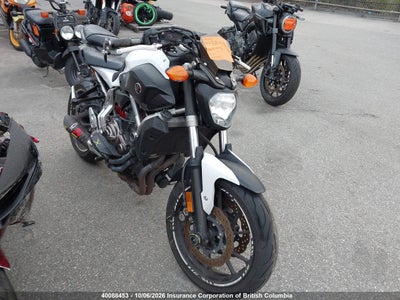 2015 YAMAHA FZ07