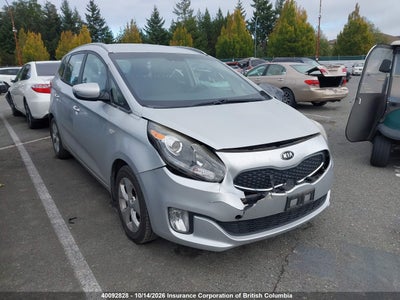 KNAHT8A38E7023491 KIA RONDO Photo 1