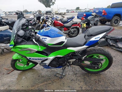 Vehicle Details - Stock #: 50078178 - 2024 Kawasaki Ninja 500