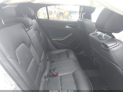 MERCEDES-BENZ GLA 250