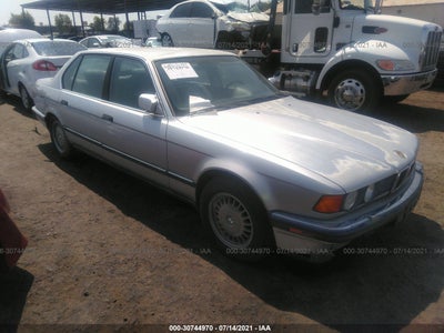 待售二手bmw 735和废弃车辆线上拍卖 Iaa