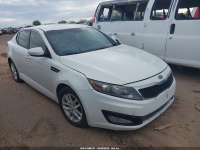 2012 Kia Optima 2.4 Lx white Lot 111031666747 Vin KNAGM4A7XC5279841
