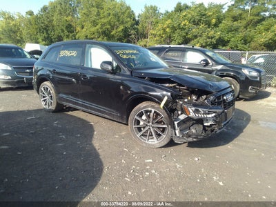 Image 1 of 2020 Audi Q7  salvage vehicle - Lot #33784220 at IAAI