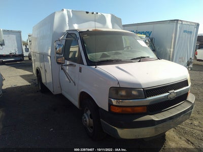 CHEVROLET EXPRESS COMMERCIAL 2005. Lot# 33978407. VIN 1GBJG31UX51129646. Photo 1
