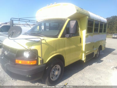 CHEVROLET EXPRESS COMMERCIAL 2004. Lot# 34181298. VIN 1GBHG31V341223308. Photo 1