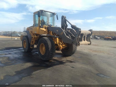 VOLVO 40 2005. Lot# 34486439. VIN L90EV71046. Photo 1