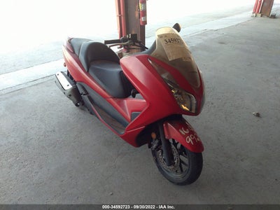 Honda NSS300 2014. Lot# 34592723. VIN MLHNF0409E5000374. Photo 1