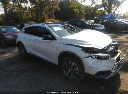 2019 Infiniti Qx30 white vin: SJKCH5CR2KA010312