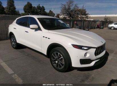 2017 Maserati Levante white vin: ZN661XUA4HX250085