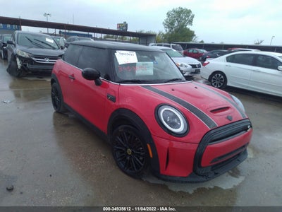MINI HARDTOP 2 DOOR 2022. Lot# 34935612. VIN WMW13DJ06N2R74589. Photo 1