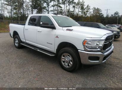 2021 RAM 2500 white vin: 3C6UR5DL7MG552600