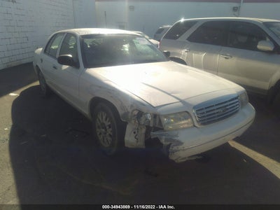 2003 FORD CROWN VICTORIA VIN: 2FAFP74W93X183648