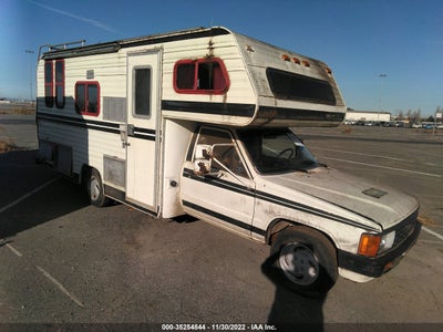 TOYOTA PICKUP COMMERCIAL/CAMPER 1984. Lot# 35254844. VIN JT5RN55D5E0010124. Photo 1