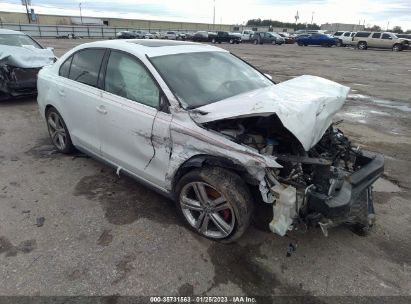 2015 VOLKSWAGEN JETTA SEDAN 2.0T GLI SE for Auction - IAA