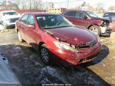 4T1BE32K35U021365 TOYOTA CAMRY 2005 Photo 1