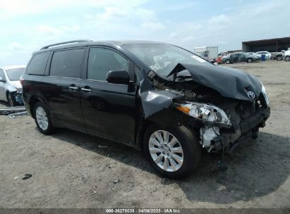 5TDDK3DC4FS113991 2015 TOYOTA SIENNA - Image 1