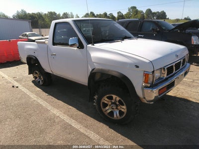 NISSAN TRUCKS 4WD 1997. Lot# 36482027. VIN 1N6SD11Y3VC396919. Photo 1