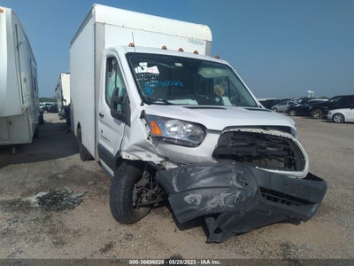 FORD TRANSIT CUTAWAY 2018. Lot# 36696028. VIN 1FDBW5PMXJKB47876. Photo 1