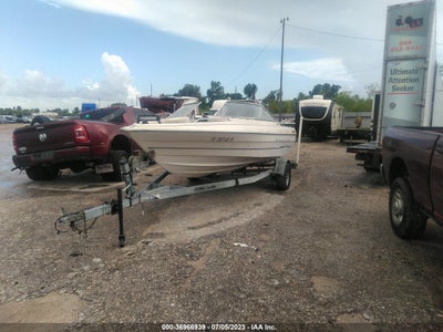 BAYLINER UNK 2001. Lot# 36966939. VIN B201810056914    . Photo 1