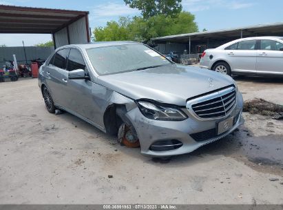 MERCEDES-BENZ-E-CLASS-WDDHF5KBXEA837665