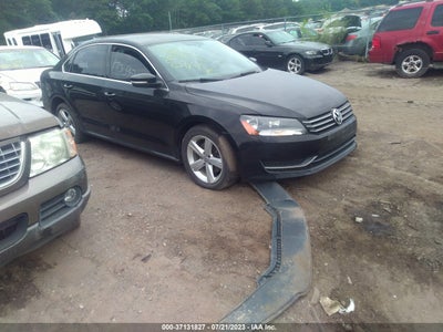 2013 VOLKSWAGEN PASSAT VIN: 1VWBP7A38DC050670