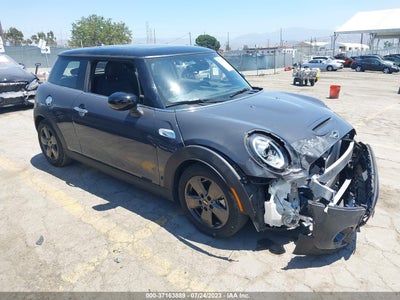 MINI HARDTOP 2 DOOR 2021. Lot# 37163889. VIN WMWXR5C04M2P29154. Photo 1