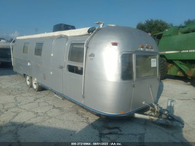 AIRSTREAM SOVEREIGN 1974. Lot# 37218964. VIN 131D4J2608       . Photo 1