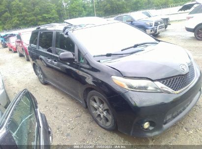 5TDXK3DC4FS538396 2015 TOYOTA SIENNA - Image 1