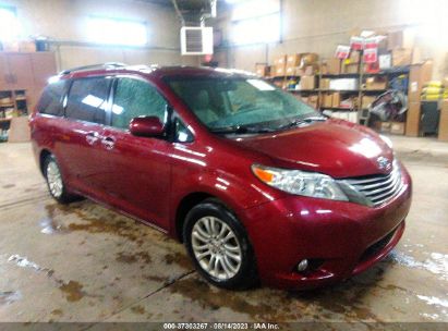 TOYOTA-SIENNA-5TDYK3DC0FS571481