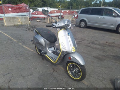 VESPA ELETTRICA 2022. Lot# 37321839. VIN ZAPMA9EB1N5100033. Photo 1