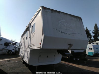EXCEL TRAILER 2004. Lot# 37323632. VIN 1P9RF302241090024. Photo 1