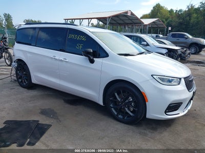 2023 CHRYSLER PACIFICA LIMITED for Auction - IAA