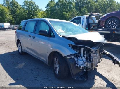 VIN 5TDZK3DC6GS755779 2016 TOYOTA SIENNA no.1