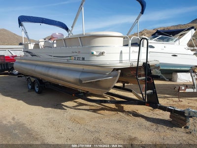 SUNTRACKER OTHER 2006. Lot# 37811884. VIN BUJ06618E606     . Photo 1