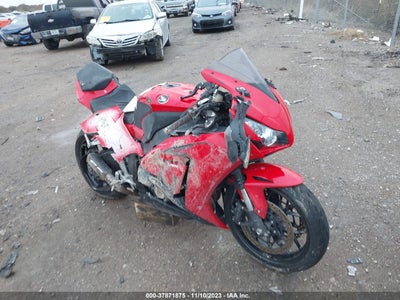 JH2SC590XCK400910 HONDA CBR1000RR Photo 1