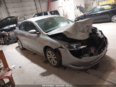 2015 CHRYSLER 200 VIN: 1C3CCCABXFN579813