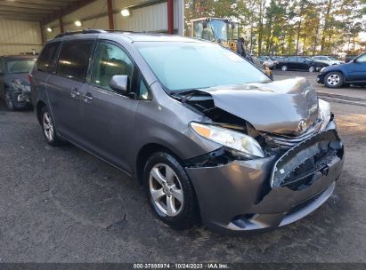 5TDKK3DC0GS719748 2016 TOYOTA SIENNA, photo no. 1