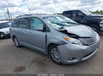 5TDYK3DC1GS716626 2016 TOYOTA SIENNA, photo no. 1