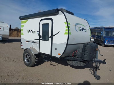 FLAGSTAFF E PRO 12SRK 2019. Lot# 37949832. VIN 5ZT2FSACXK3006543. Photo 1