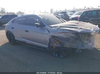 2020 LAMBORGHINI URUS 