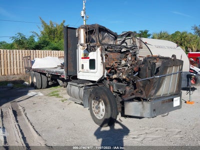 KENWORTH T800 2009. Lot# 37957977. VIN 1NKDL09X09J255357. Photo 1