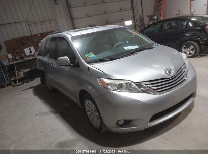 5TDDK3DC6ES077980 2014 TOYOTA SIENNA, photo no. 1