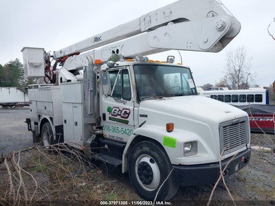 FREIGHTLINER MEDIUM CONVENTIONAL 2002. Lot# 37971305. VIN 1FVABTAK92HJ82225. Photo 1