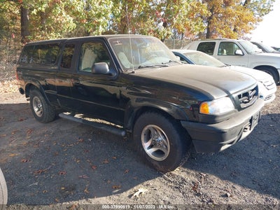 MAZDA B-SERIES 4WD TRUCK 2002. Lot# 37990919. VIN 4F4ZR17U22TM16572. Photo 1
