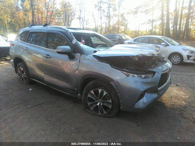2020 TOYOTA HIGHLANDER XLE VIN: 5TDHZRBH1LS045689