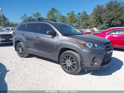 2018 TOYOTA HIGHLANDER SE VIN: 5TDJZRFH0JS540460