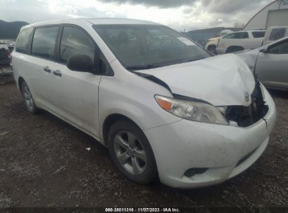 TOYOTA-SIENNA-5TDZZ3DC1HS808563