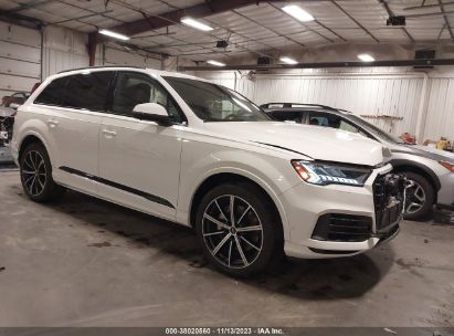 AUDI-Q7-WA1LXBF75ND005519