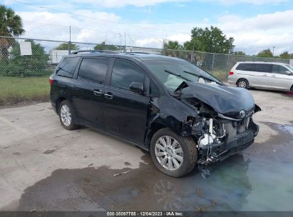 5TDDZ3DC2HS178627 2017 TOYOTA SIENNA, photo no. 1