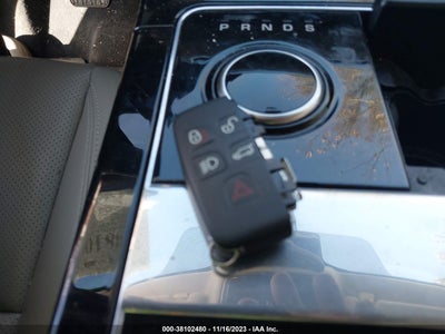 LAND ROVER RANGE ROVER VELAR
